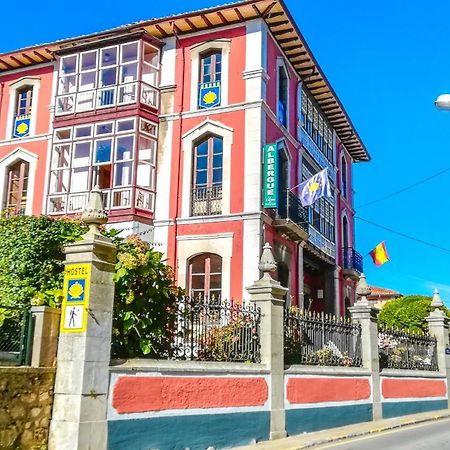Albergue La Casona Del Peregrino Llanes Exteriér fotografie